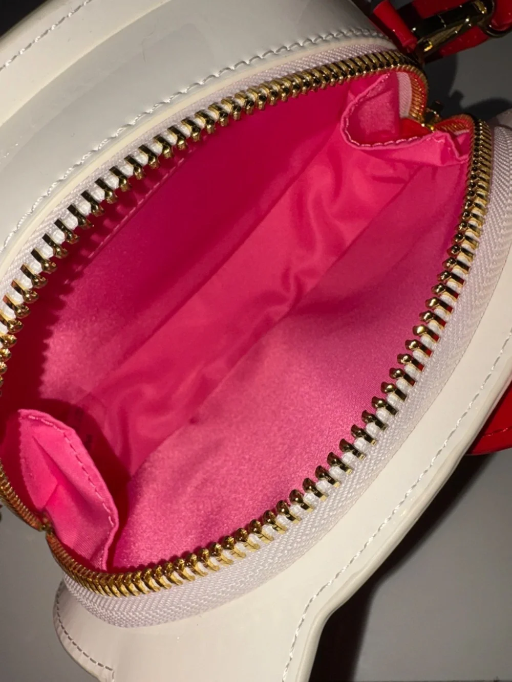 Hello kitty purse